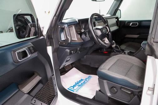 Oxford White 2022 Ford Bronco Outer Banks