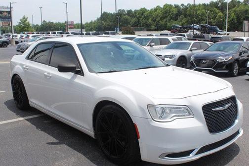 2015 Chrysler 300 Limited