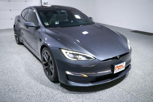2023 Tesla Model S Plaid