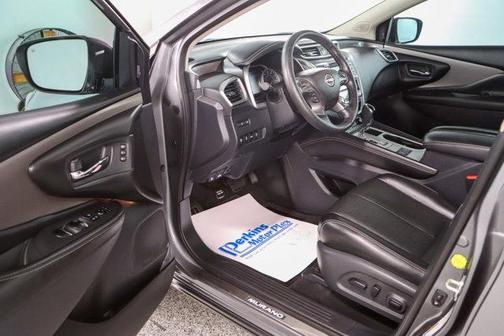 2023 Nissan Murano SL FWD