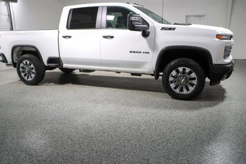2024 Chevrolet Silverado 2500 Custom