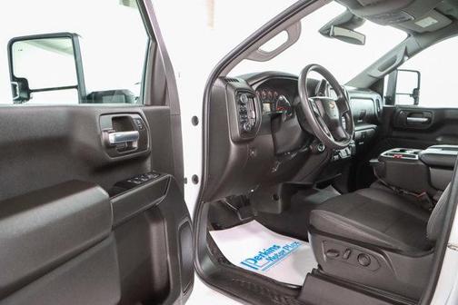 2024 Chevrolet Silverado 2500 Custom