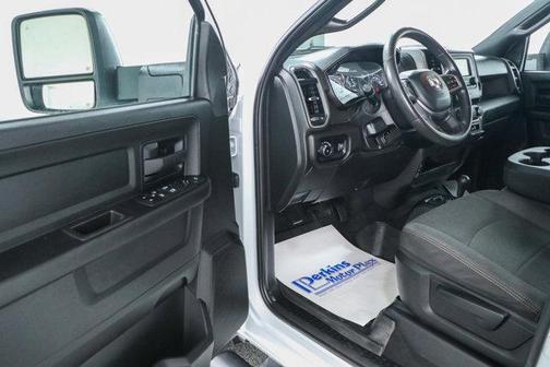 2023 RAM 2500 Tradesman Crew Cab 4x4 8' Box