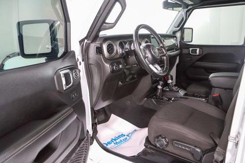 2023 Jeep Wrangler 4-Door Sahara