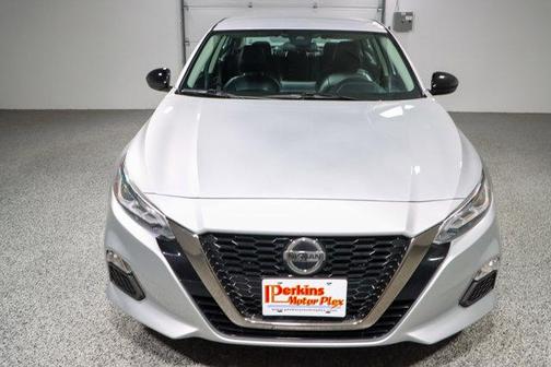 2021 Nissan Altima SR FWD