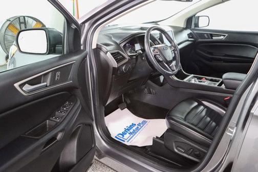 Carbonized Gray Metallic 2022 Ford Edge SEL