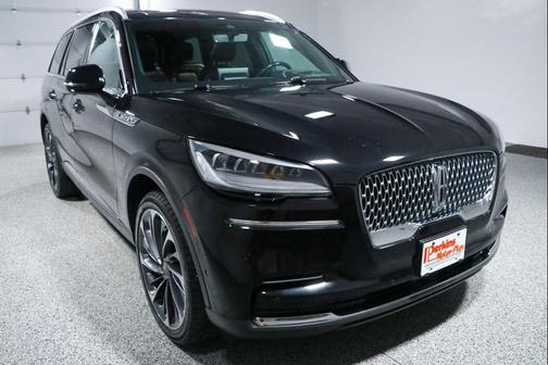 Infinite Black Metallic Clearcoat 2022 Lincoln Aviator Reserve AWD