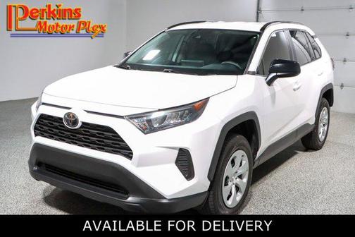 Super White 2020 Toyota RAV4 LE