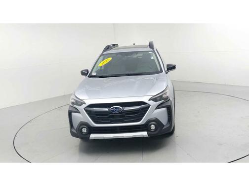Ice Silver Metallic 2025 Subaru Outback Limited