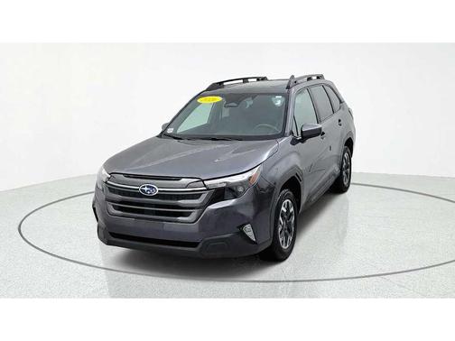 Magnetite Gray Metallic 2026 Subaru Forester Premium