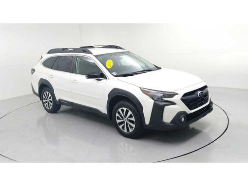Crystal White Pearl 2023 Subaru Outback Premium
