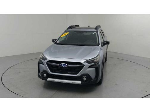 Ice Silver Metallic 2023 Subaru Outback Limited XT