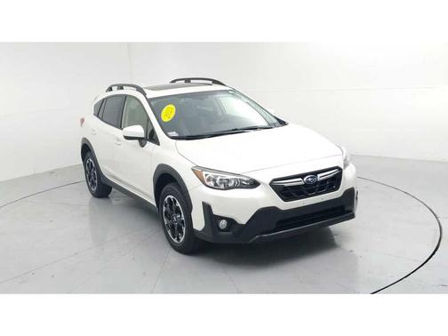 Crystal White Pearl 2023 Subaru Crosstrek