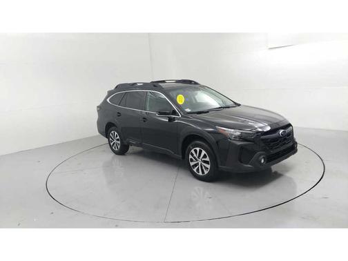 Crystal Black Silica 2025 Subaru Outback Premium