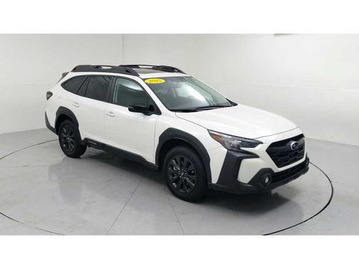 Crystal White Pearl 2025 Subaru Outback Onyx Edition