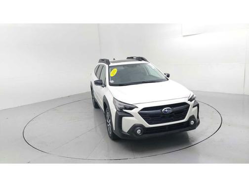 Crystal White Pearl 2025 Subaru Outback Premium