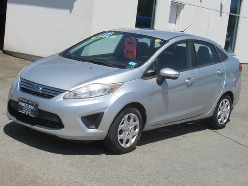 2013 Ford Fiesta SE