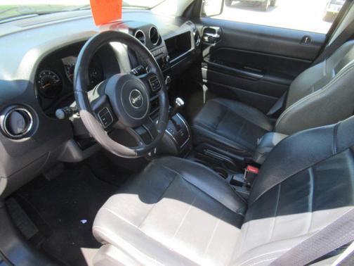 Black 2017 Jeep Patriot Latitude