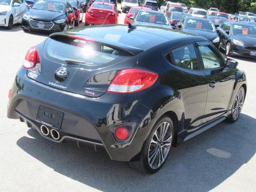 2016 Hyundai Veloster Turbo