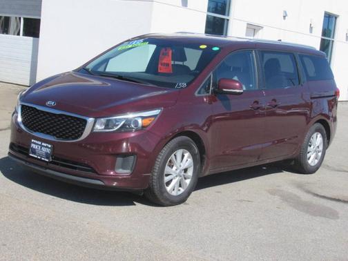 Red 2016 Kia Sedona LX