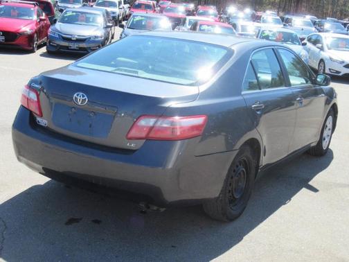 Gray 2007 Toyota Camry LE