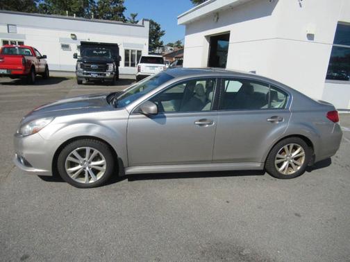 2014 Subaru Legacy 2.5i Limited