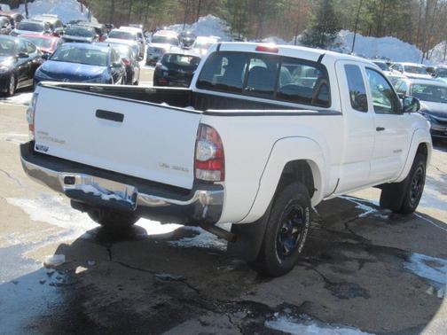 2014 Toyota Tacoma Base