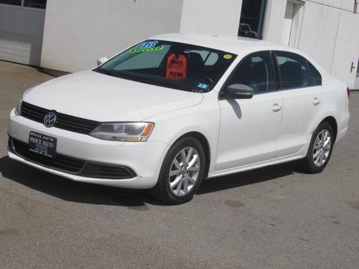 White 2013 Volkswagen Jetta SE