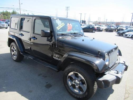 2016 Jeep Wrangler Unlimited Sahara