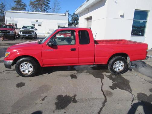2004 Toyota Tacoma Xtracab