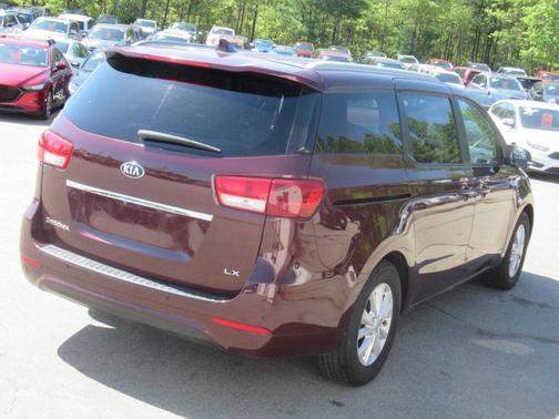 Red 2016 Kia Sedona LX