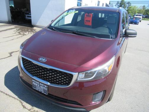 Red 2016 Kia Sedona LX