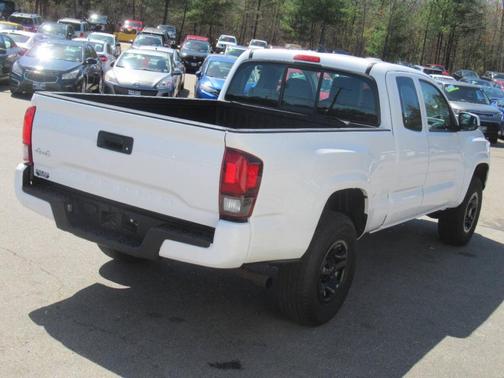 2018 Toyota Tacoma SR