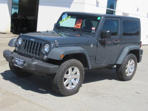2016 Jeep Wrangler Sport