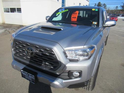 2021 Toyota Tacoma TRD Sport