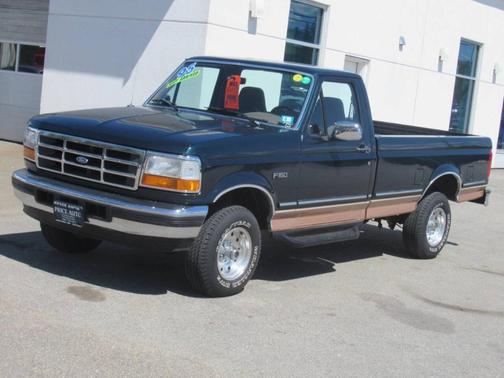 Blue 1995 Ford F-150 XL