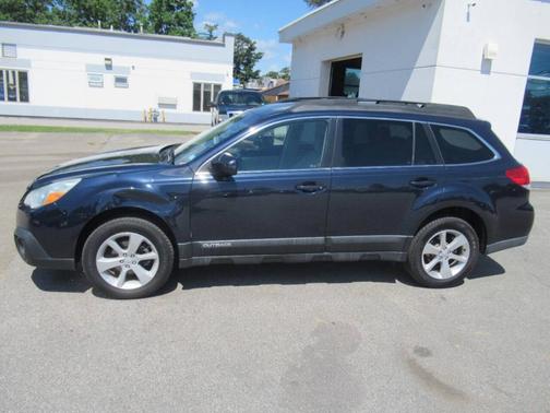 Deep Indigo Pearl 2013 Subaru Outback 2.5i Premium