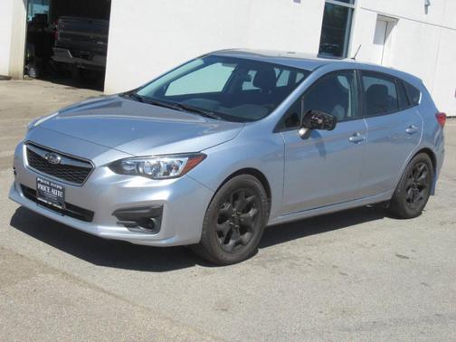 2017 Subaru Impreza 2.0i