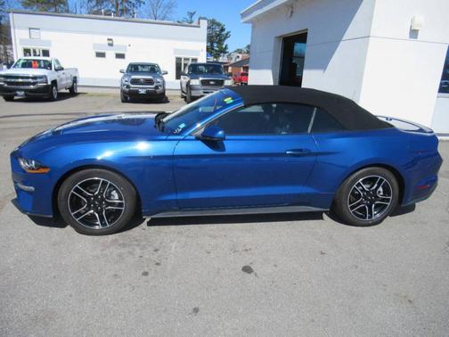 2022 Ford Mustang EcoBoost Premium