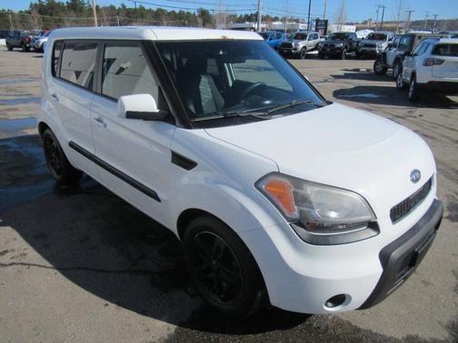 2011 Kia Soul +