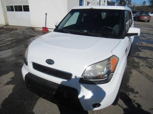 2011 Kia Soul +