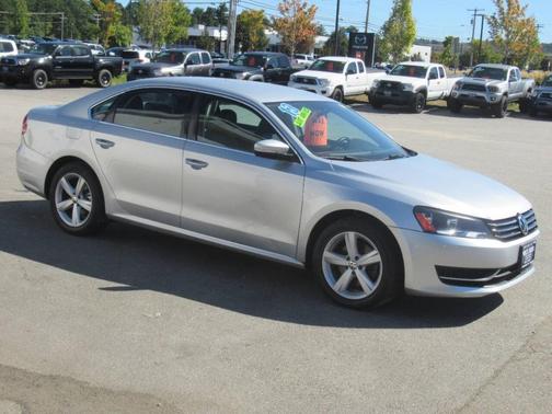 2013 Volkswagen Passat 2.5 SE