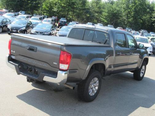 2017 Toyota Tacoma SR5