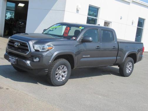 2017 Toyota Tacoma SR5
