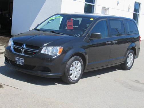 Black 2019 Dodge Grand Caravan SE