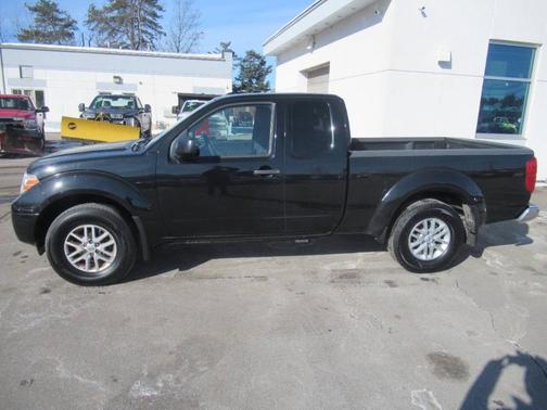 2017 Nissan Frontier SV