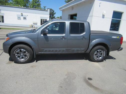 Gun Metallic 2016 Nissan Frontier Pro-4X
