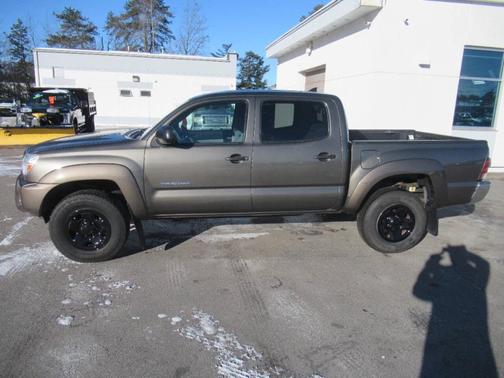 2014 Toyota Tacoma Base