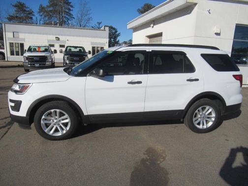 2017 Ford Explorer Base