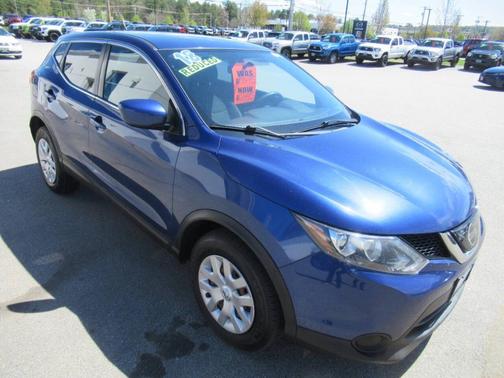 Blue 2018 Nissan Rogue Sport S